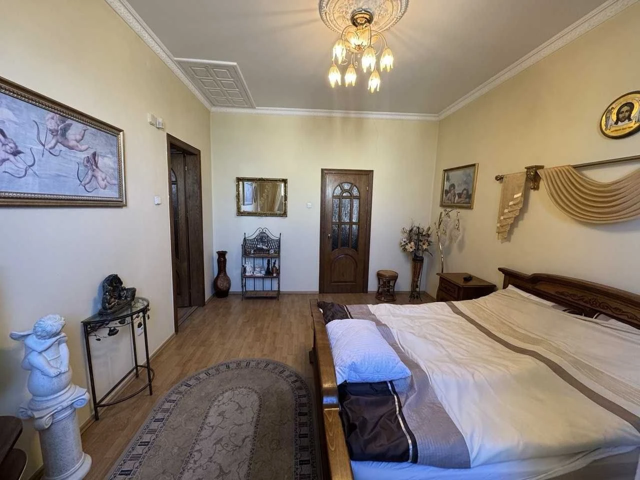продаж 4 кім 2х рівнева квартира вул Нижанківського
