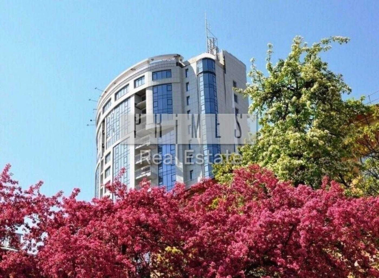 Продаж 3к квартири без ремонту, ЖК Busov Hill, вул. Бусловсь