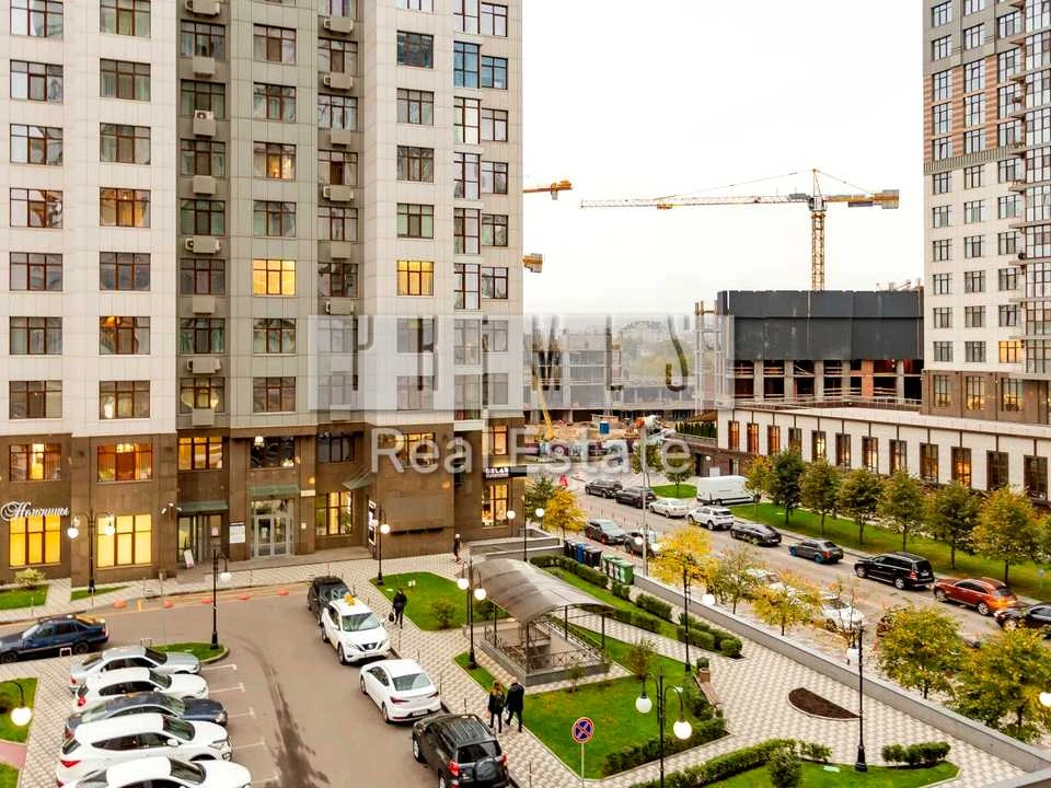 Квартира. Київ, Андрія Верхогляда вул.