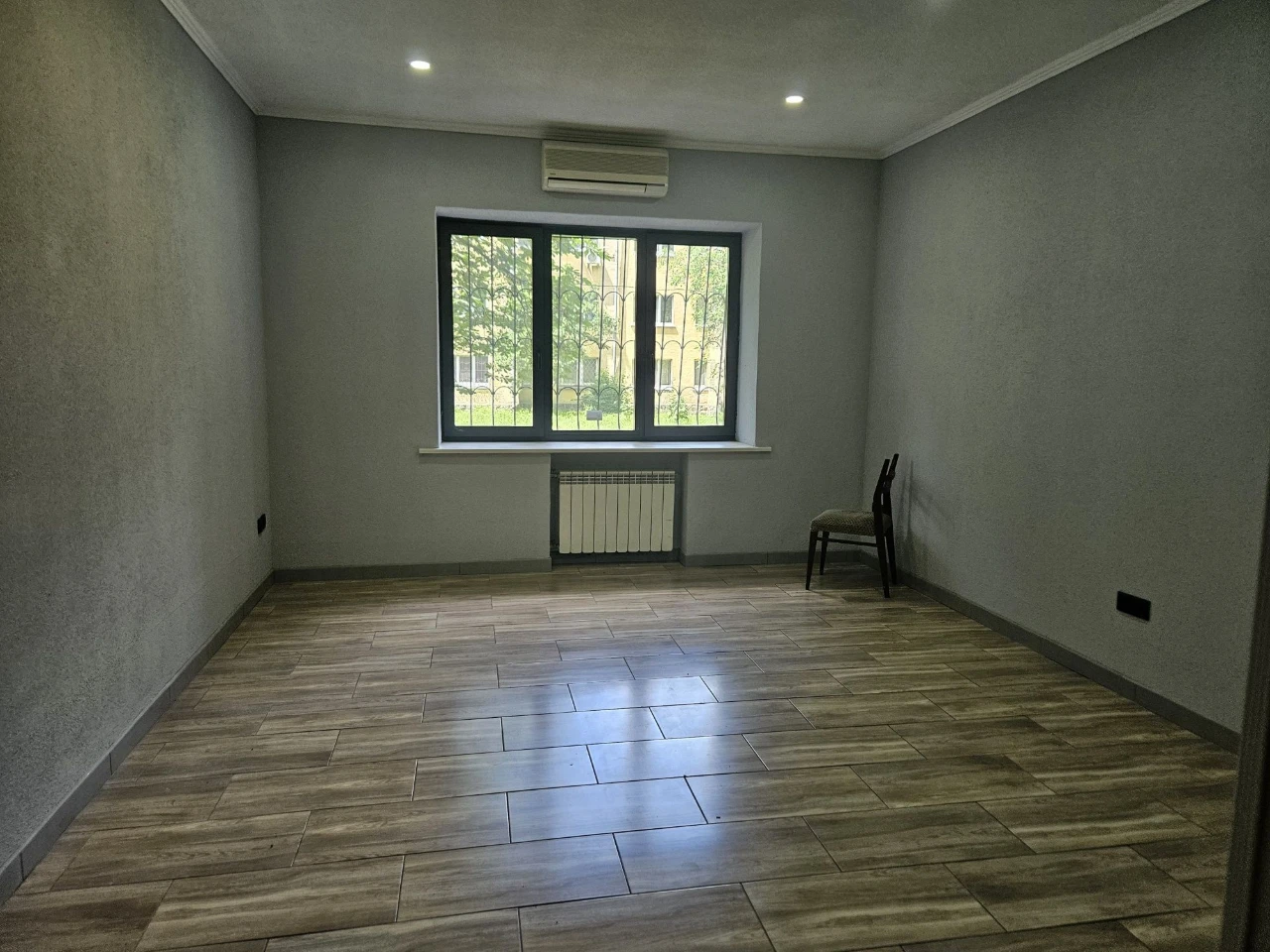 Продаж 2 кімнатна квартира вул.Токарева(Вузівська),4 ремонт