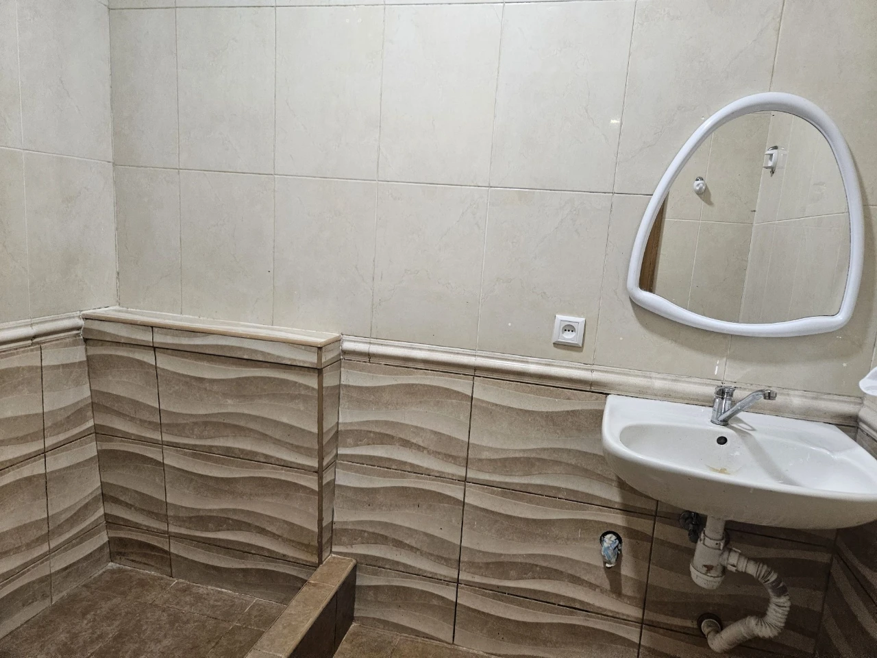 Продаж 2 кімнатна квартира вул.Токарева(Вузівська),4 ремонт