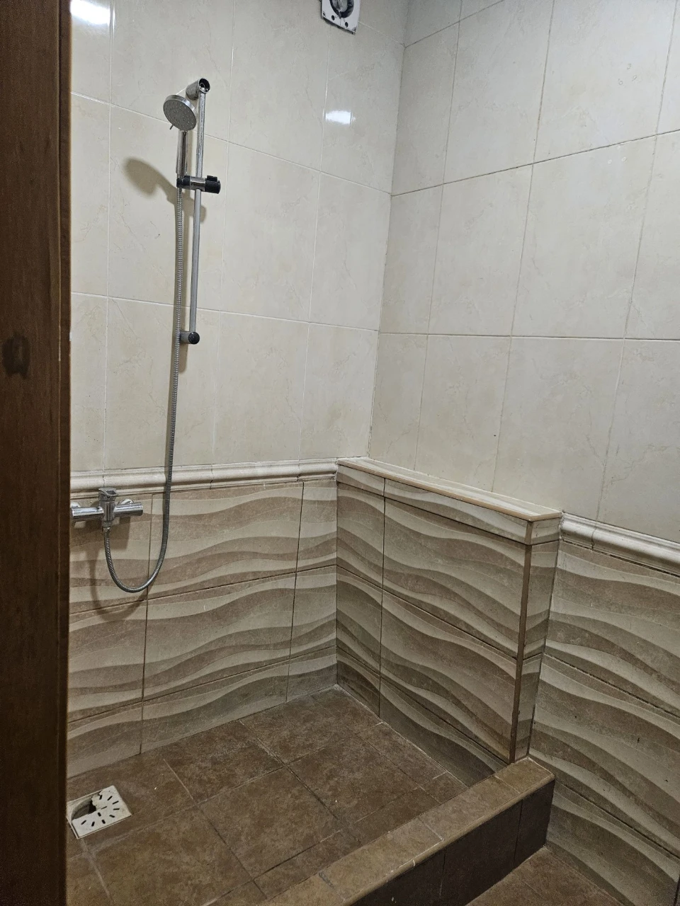 Продаж 2 кімнатна квартира вул.Токарева(Вузівська),4 ремонт