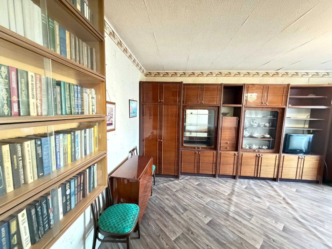 Продаж 1 кім кв вул Моніторна 7 (ЖМ Покровський)