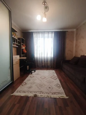 Продаж або Обмін! Продам 2х кімнатну квартиру вул. Дорошок