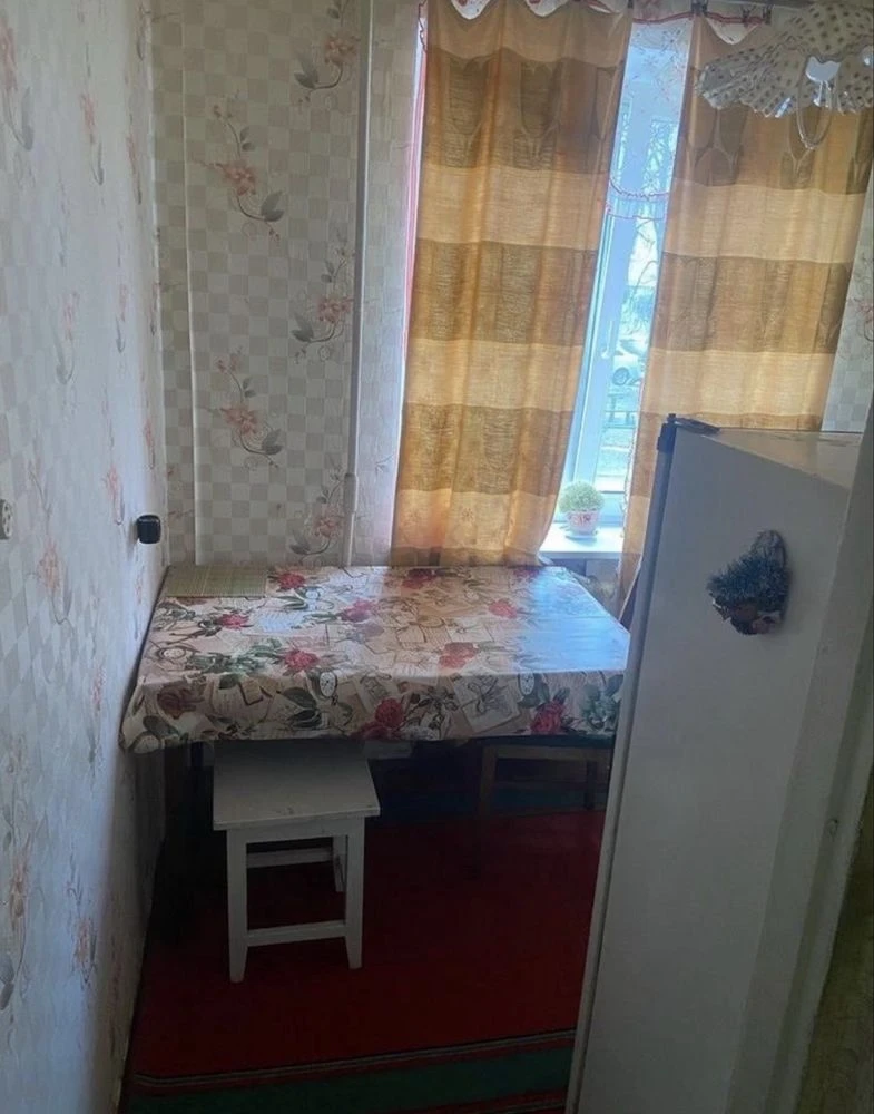 Продаж 2-ох кімнатноі квартири в центрі м.Шостка. Від Власни