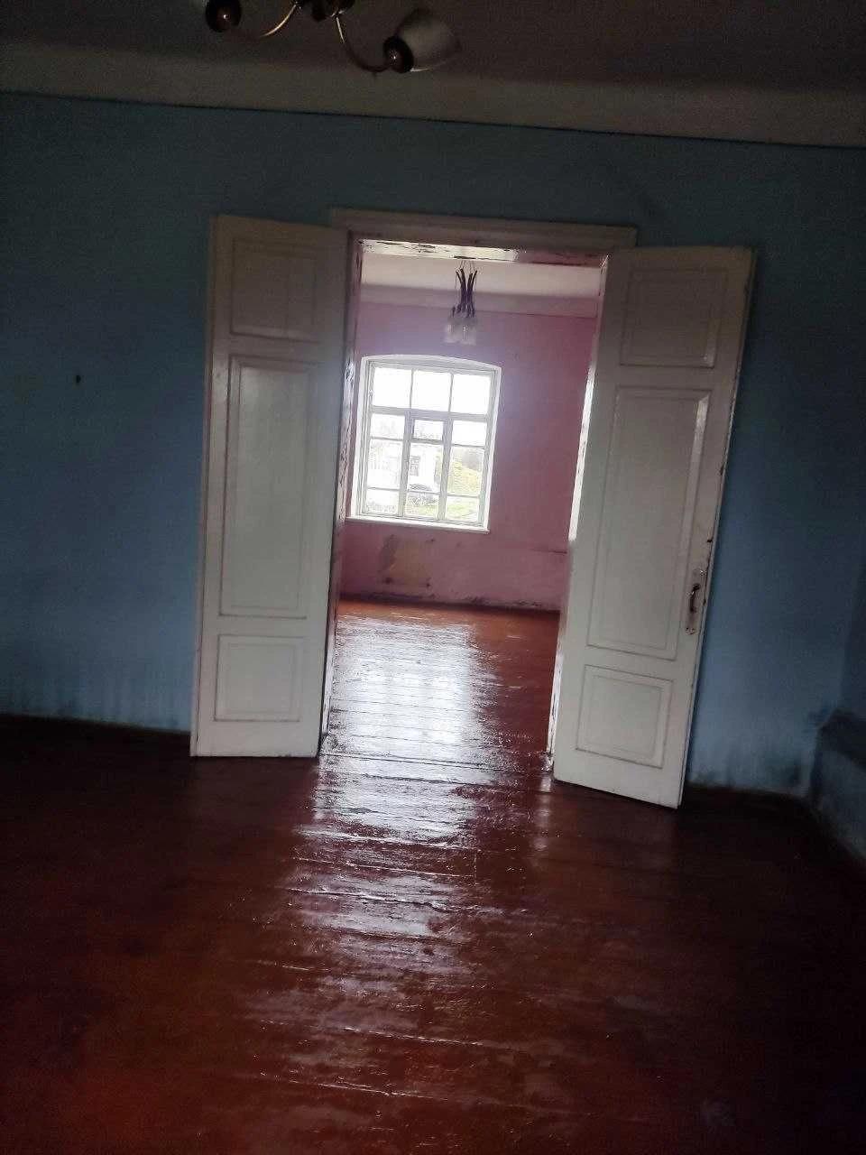 Трьохкімнатна квартира 120 кв.м. під ремонт