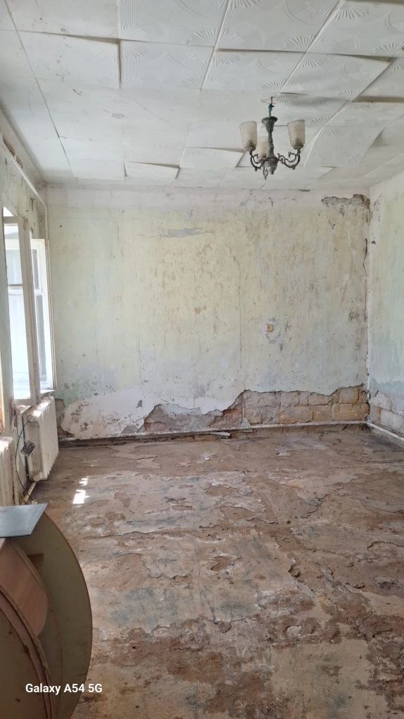 Продається будинок в центрі міста,Роздільна, Одеська обл 75к
