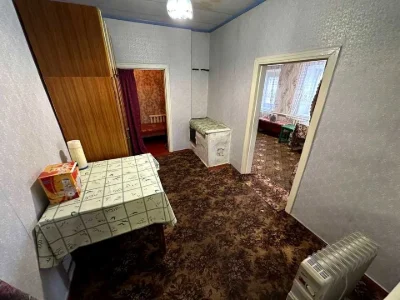 Будинок. Дніпро, Вереснева пл.