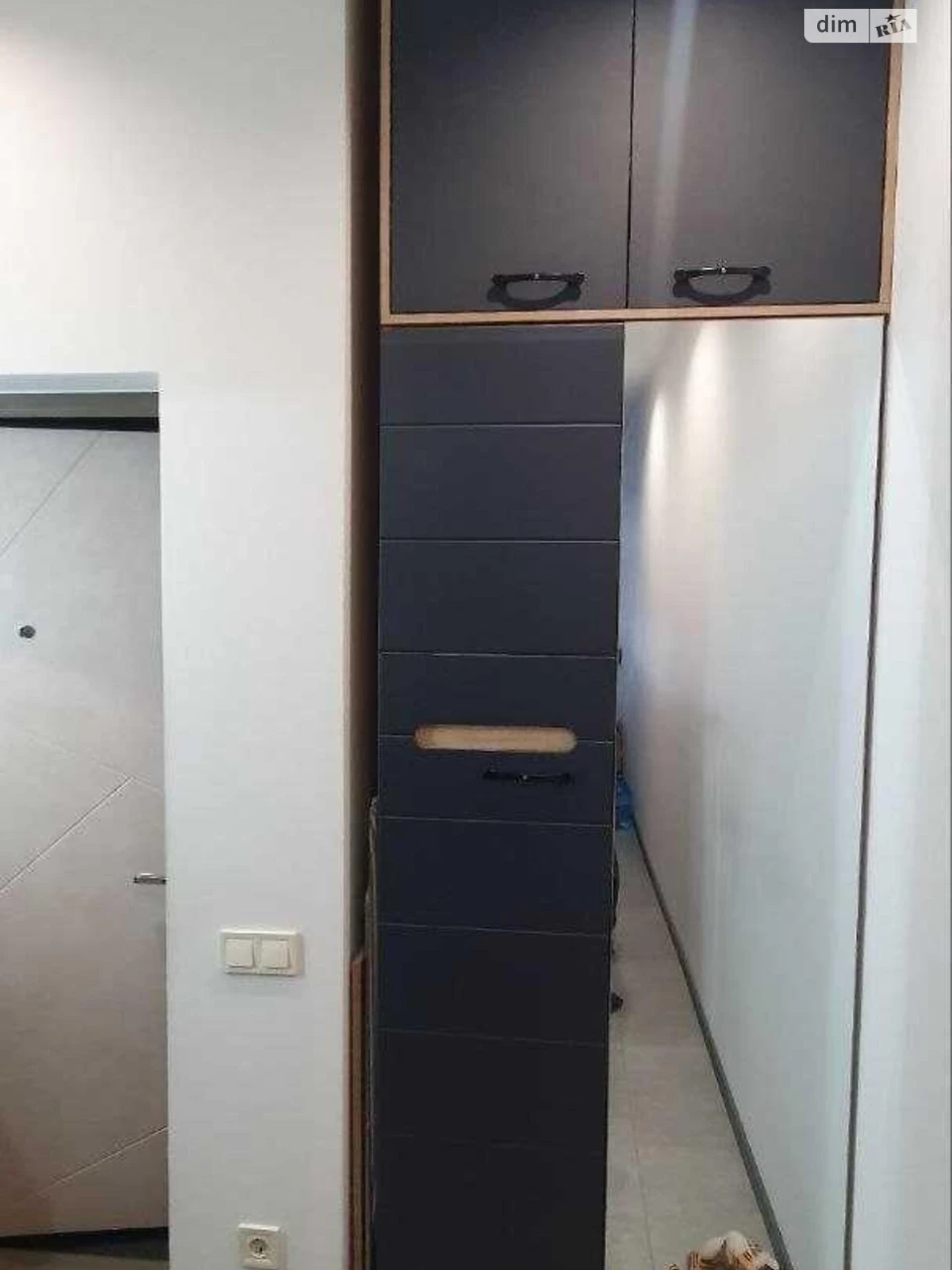Продаж Квартира Середній Фонтан