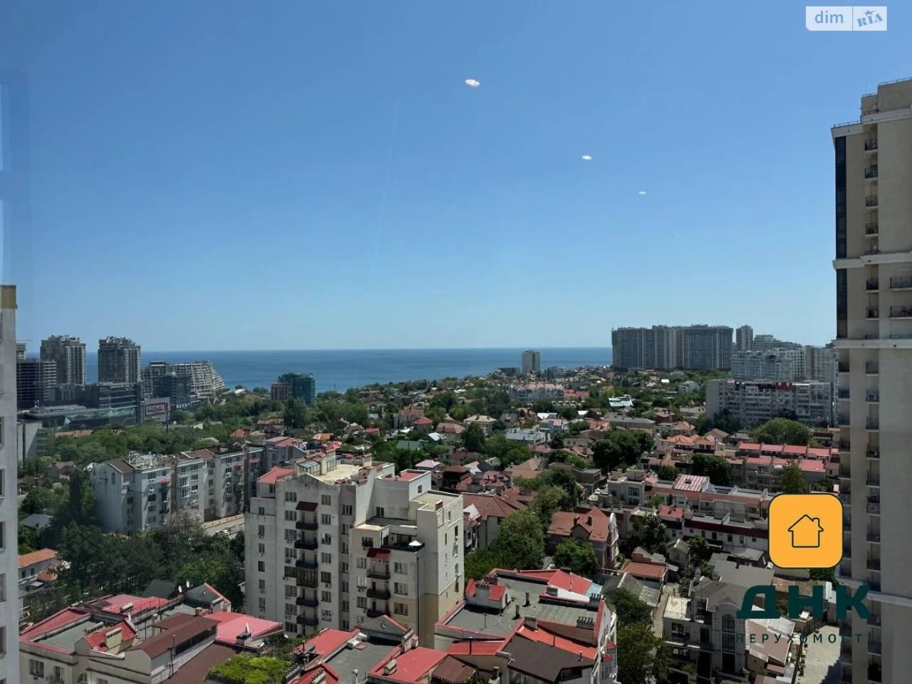 Продаж Квартира Середній Фонтан