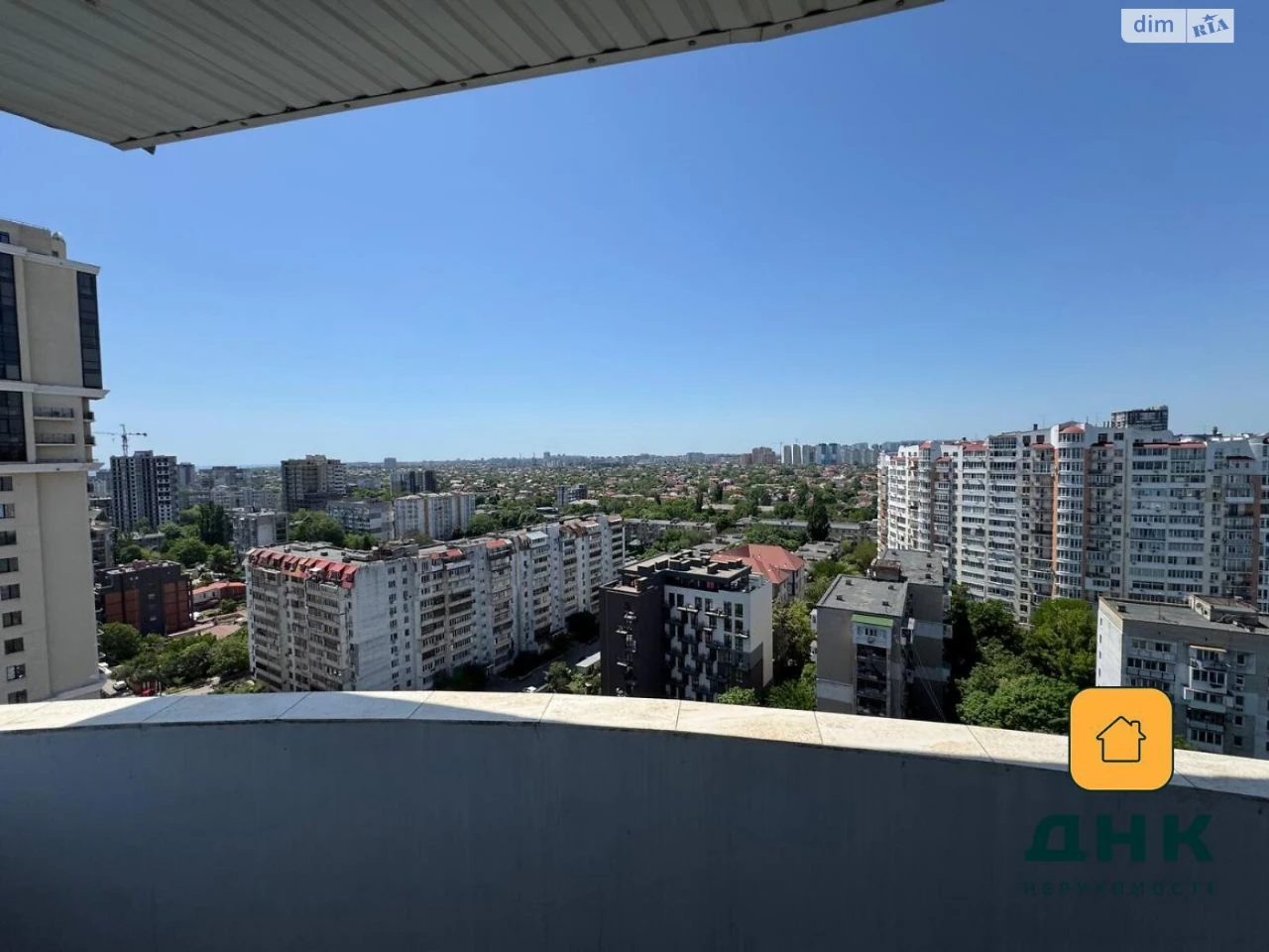 Продаж Квартира Середній Фонтан