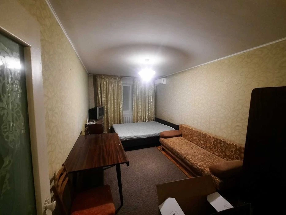 I offer for sale a 1-room apartment, Volodymyr Ivasyuk Ave.