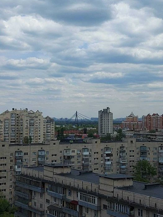 I offer for sale a 1-room apartment, Volodymyr Ivasyuk Ave.