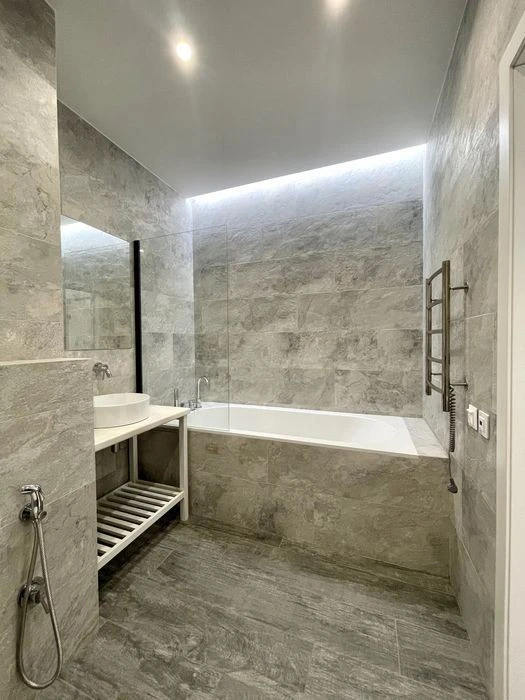 sale of 2-room apartment in the residential complex Boulevard of Fountains Best price! Repair