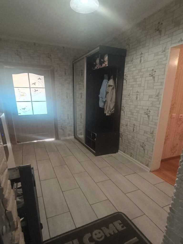 2-кімнатна квартира 64 м² з ремонтом та індивідуальним опале