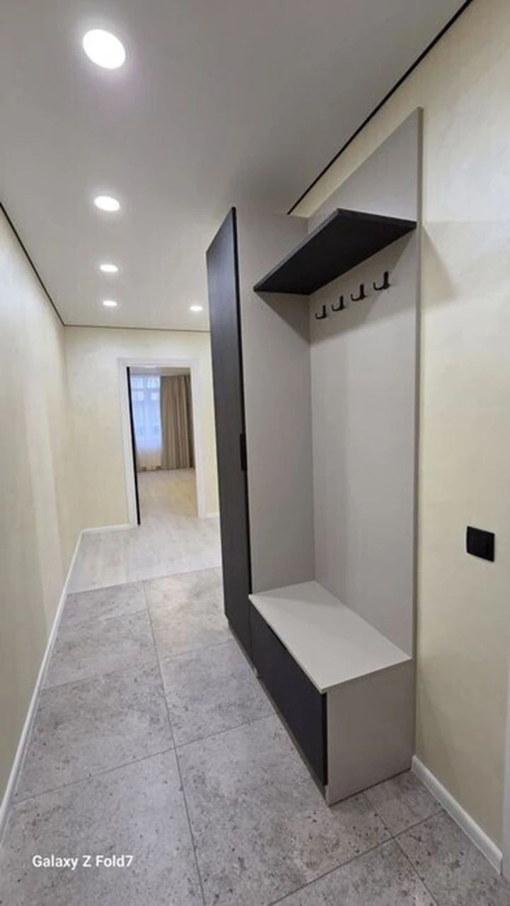 Продаж 3к квартири, 80 кв.м, вул. Академіка Сахарова