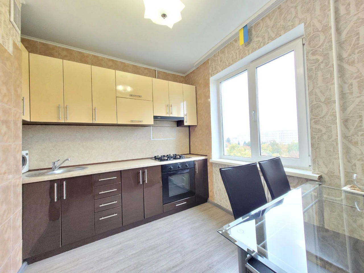 1к."Чешка", вул. Ветеранів 7/9п, 36м2, Косм.рем. 55000уо!