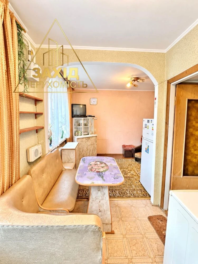 Трикімнатна студія 58 м², 2 поверх, неподалік ЦЕНТРУ