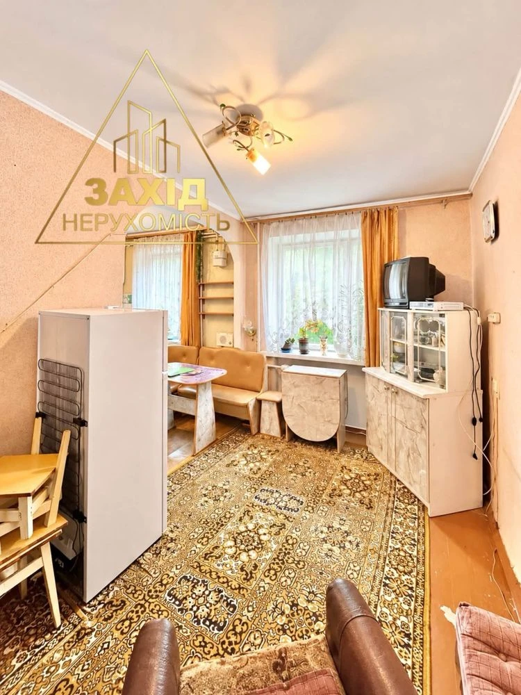 Трикімнатна студія 58 м², 2 поверх, неподалік ЦЕНТРУ