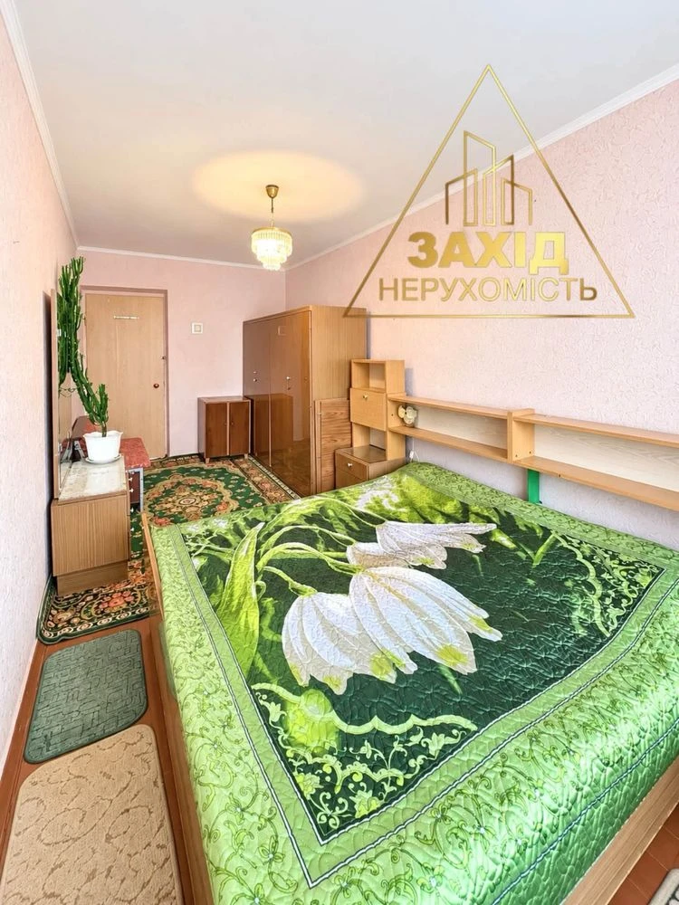 Трикімнатна студія 58 м², 2 поверх, неподалік ЦЕНТРУ