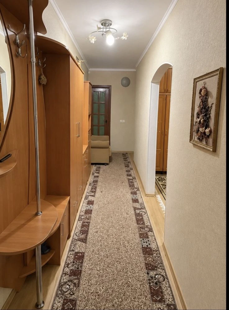 Продаж великої 2-кім квартири, район Левка Лукʼяненка