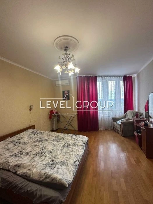 Ready-made business for sale in Osokorki/Dniprovska embankment