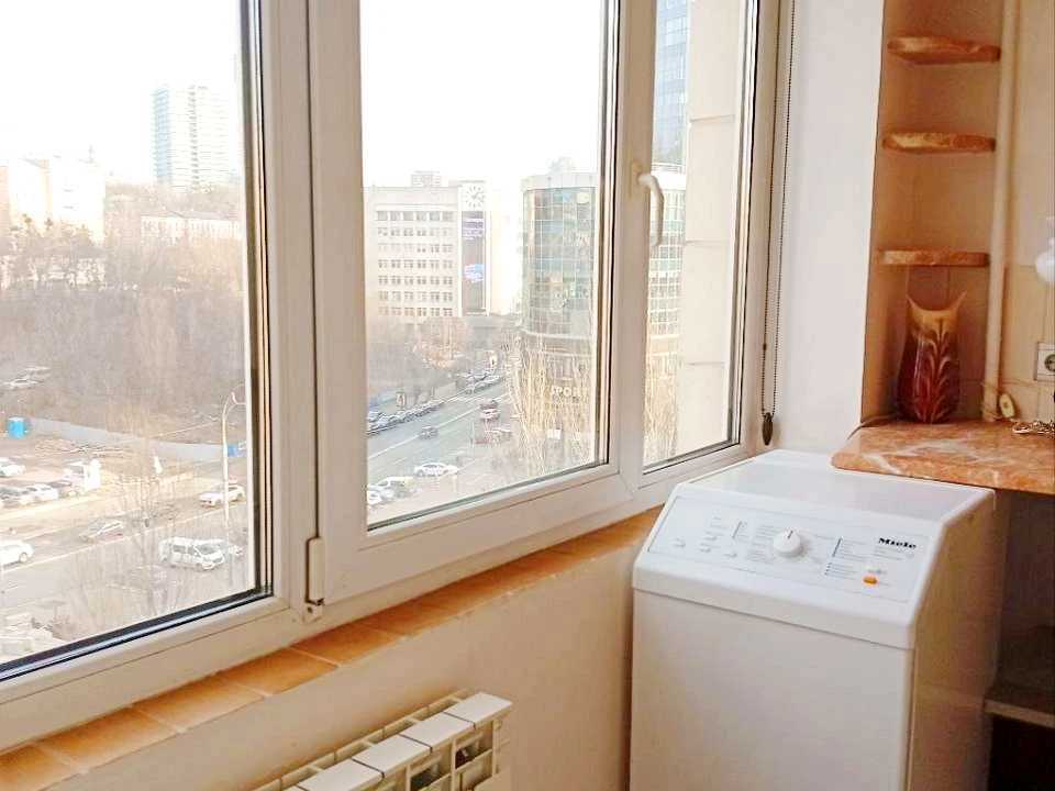 Квартира. Київ, Лесі Українки бульв.