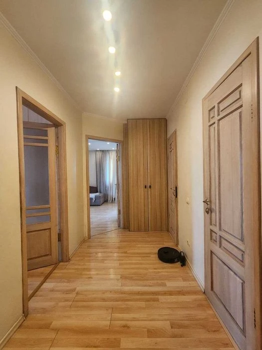 Продам 3-комн. квартиру с РЕМОНТОМ на Котовского /ул. Бочер