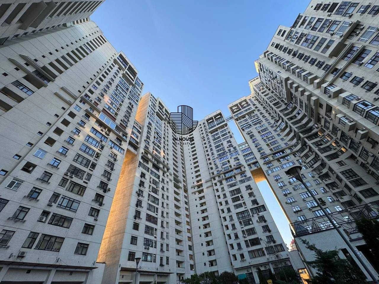 Продаж 1-к 32 м², ЖК «Панорама на Печерську», вул. Коновальц