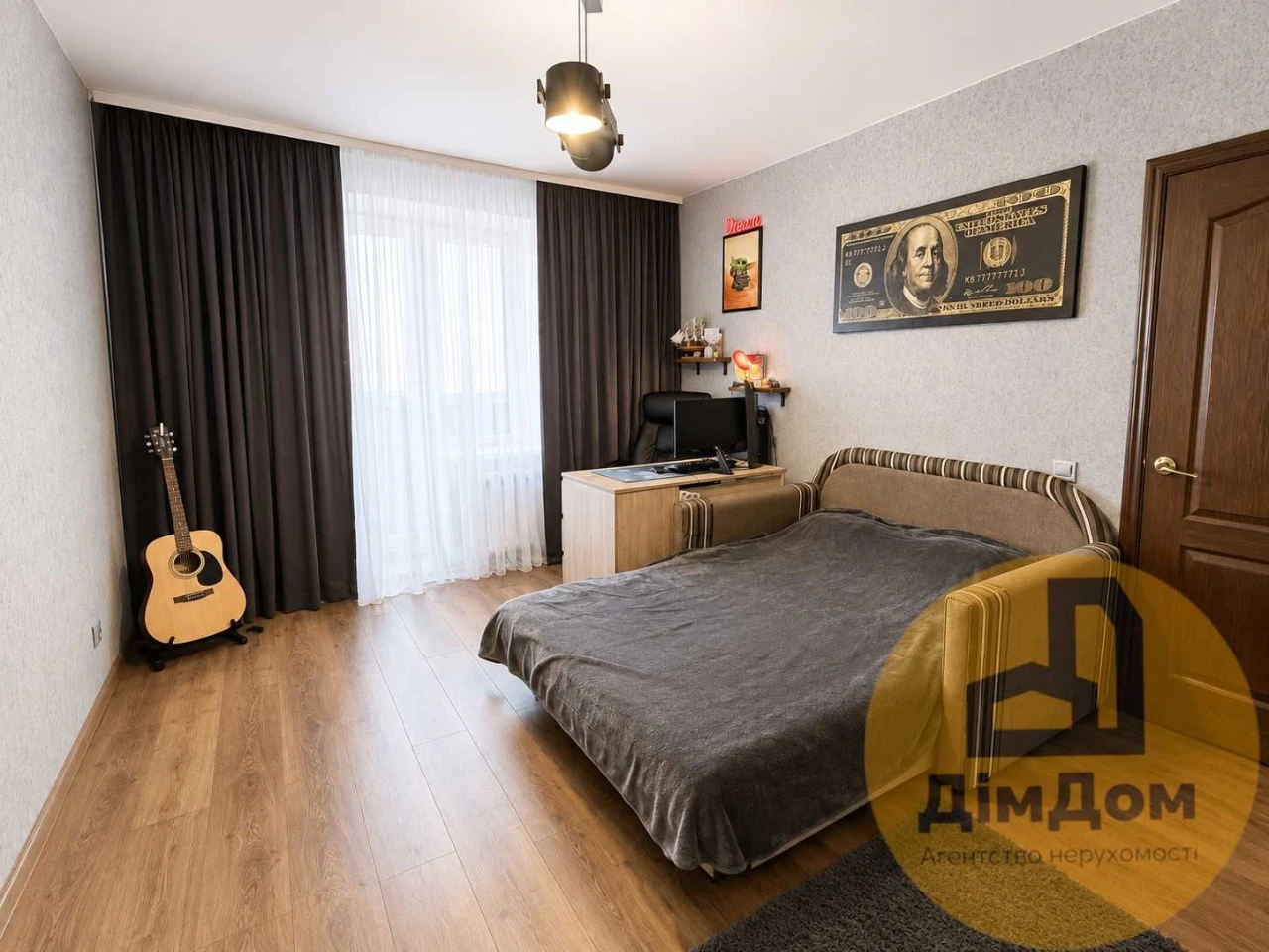 Продаж 3-кімнатної квартири з ремонтом/ Алматинська, 41-А/ Д
