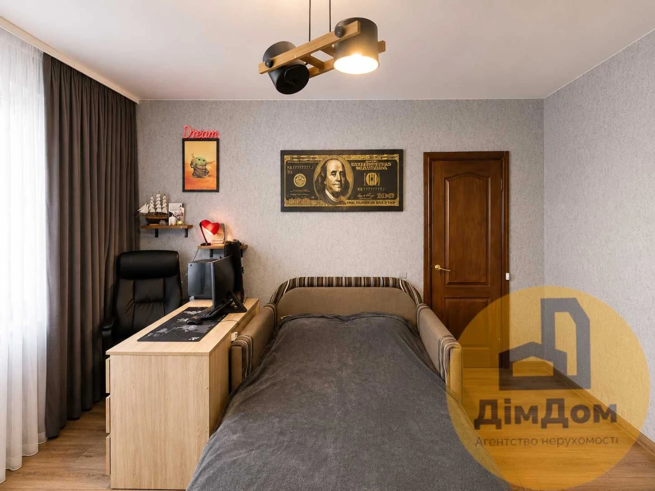 Продаж 3-кімнатної квартири з ремонтом/ Алматинська, 41-А/ Д