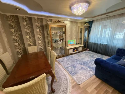 Продажа 3-комнатной квартиры 81 м², Ревуцкого ул., 19/1