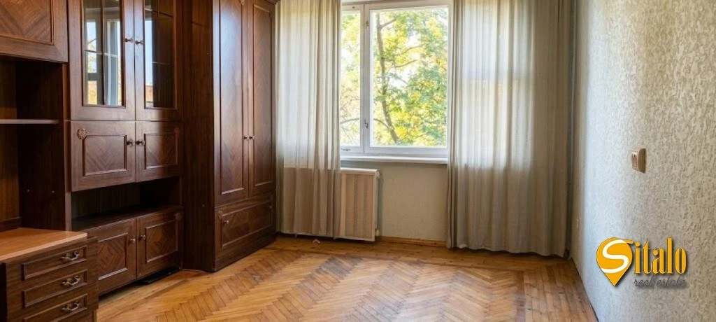Продажа 3-комнатной квартиры 55 м², Анатолия Соловьяненко ул