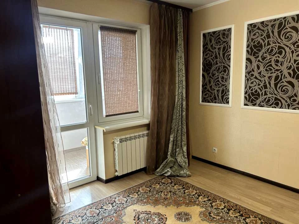 Квартира. Київ, Вацлава Гавела бульв.