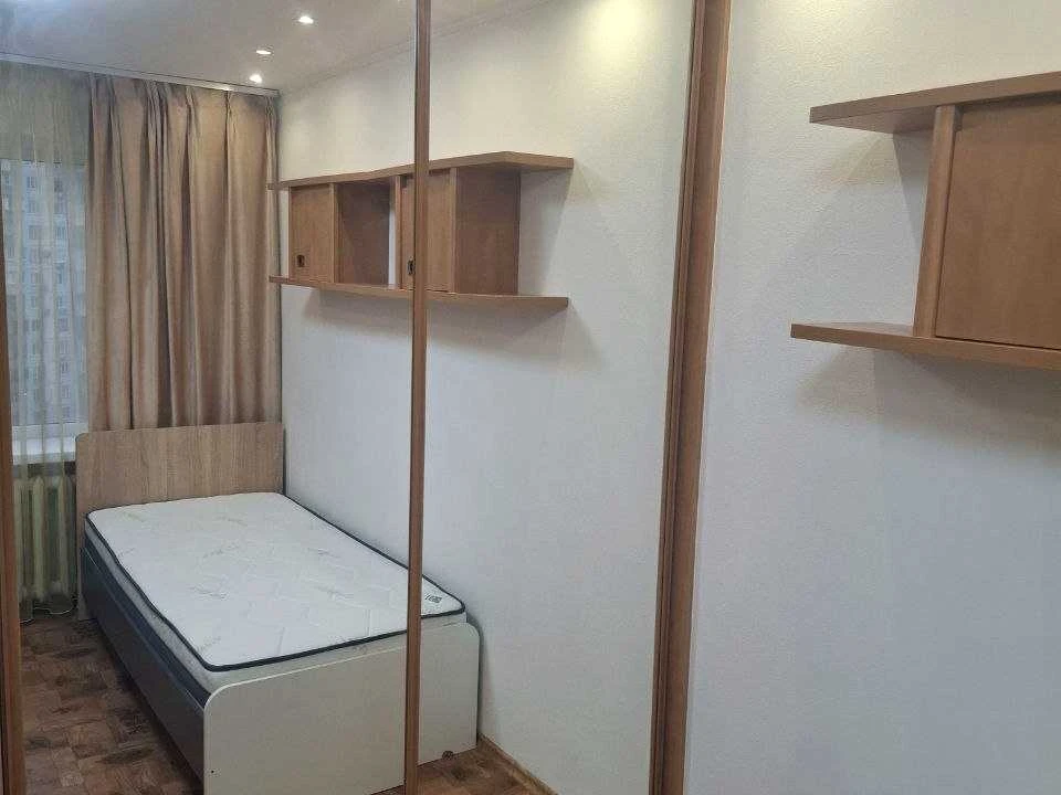 Квартира. Київ, Левка Лук'яненка вул.