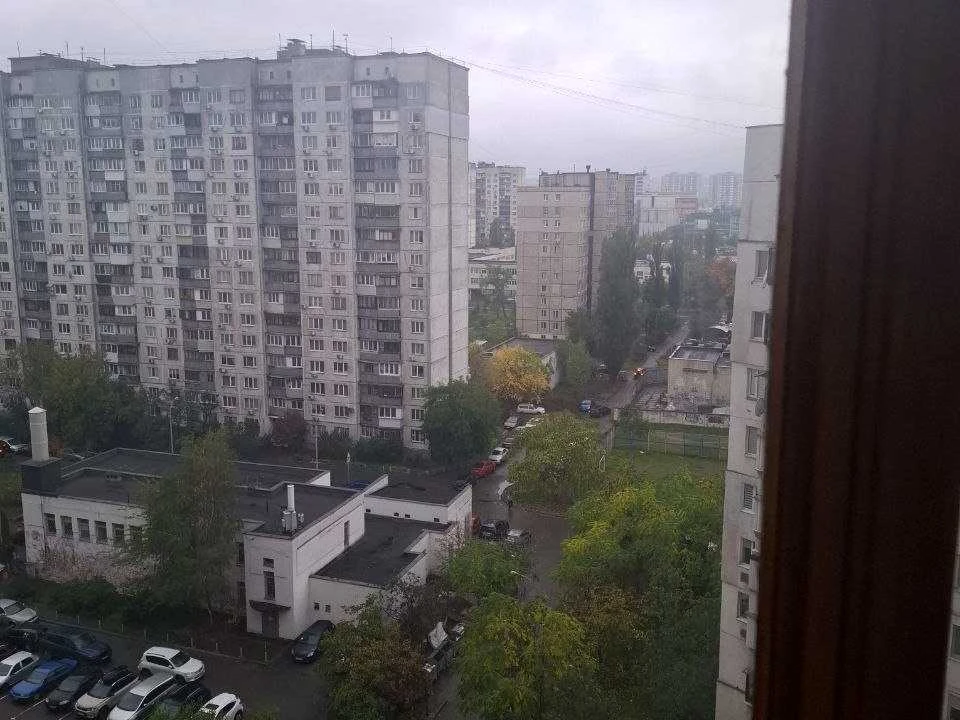 Квартира. Київ, Левка Лук'яненка вул.