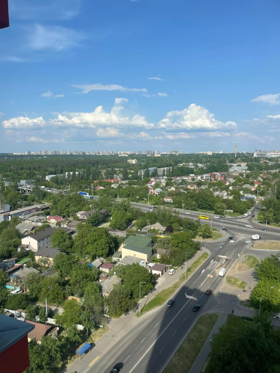 Продам квартиру в новому будинку метро Академмістечко 10 хви