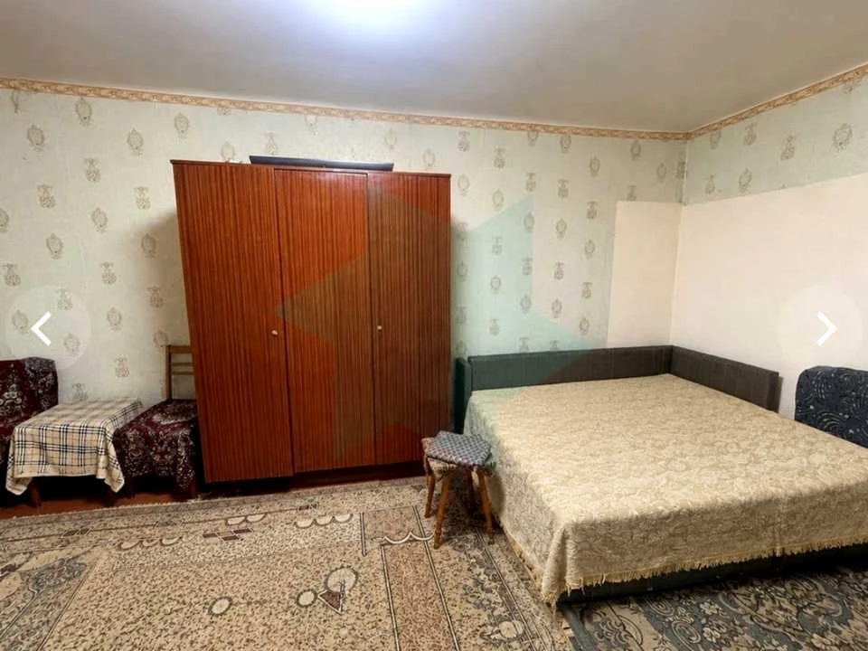 Квартира. Дніпро, Науки просп.
