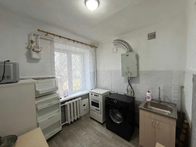 Продаж 1 км. кв. вул. Радистів 4(набережна Воронцова)