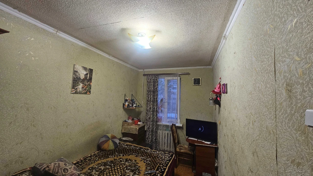 В продажу 3к квартира. Придніпровск.