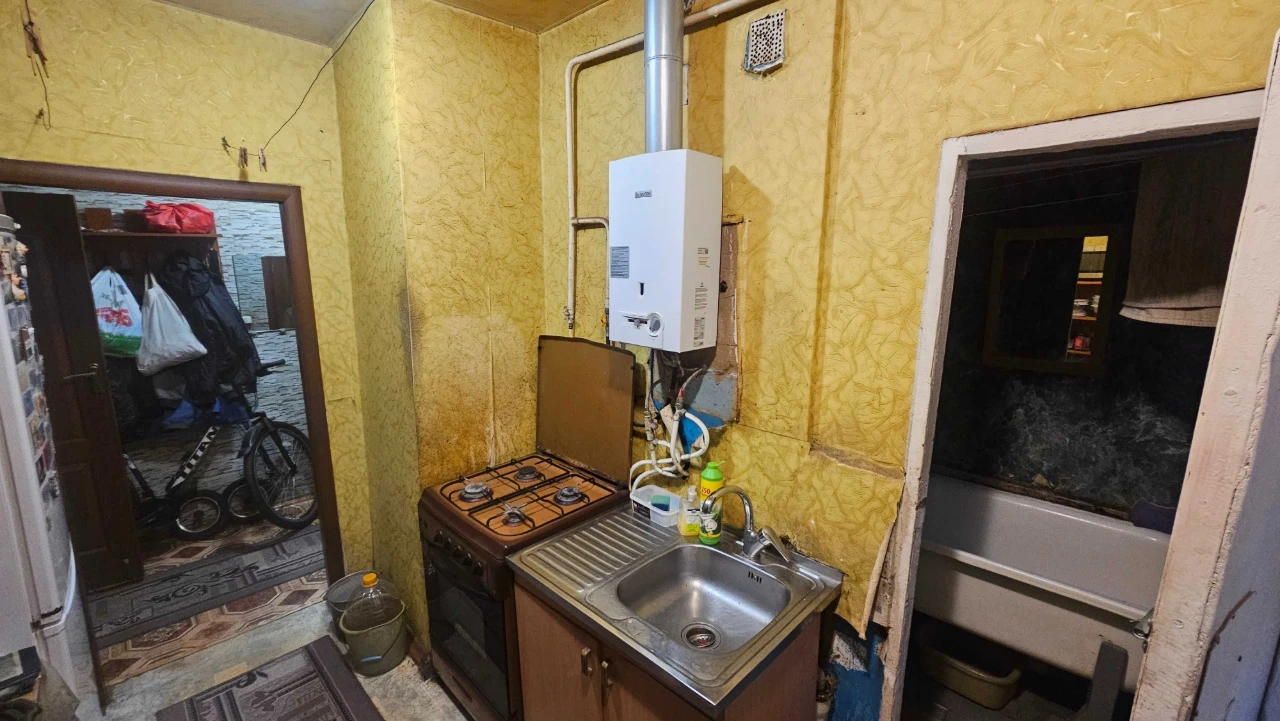 В продажу 3к квартира. Придніпровск.
