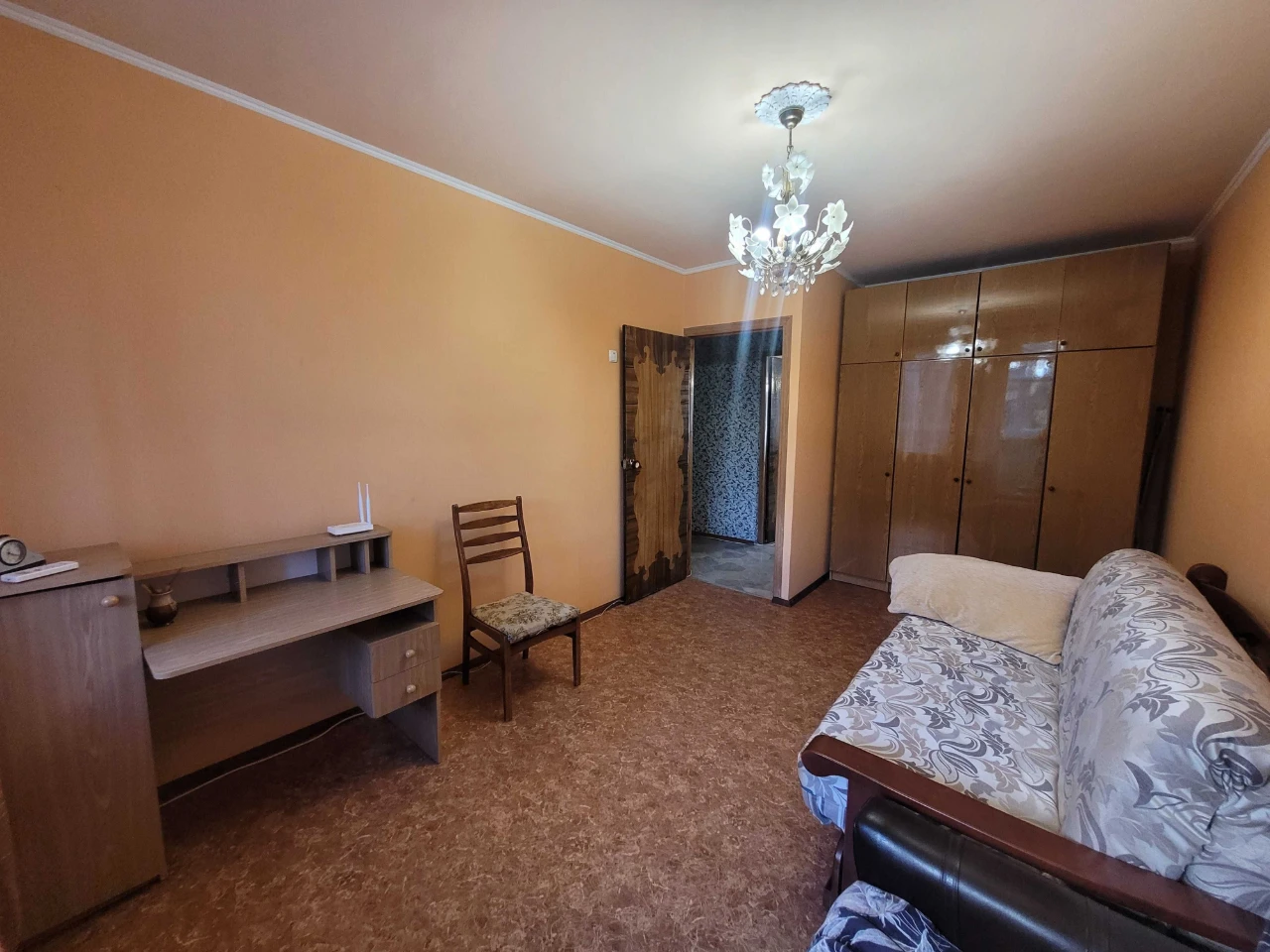 Продам 3к.кв. с мебелью и техникой, метро Салтовская