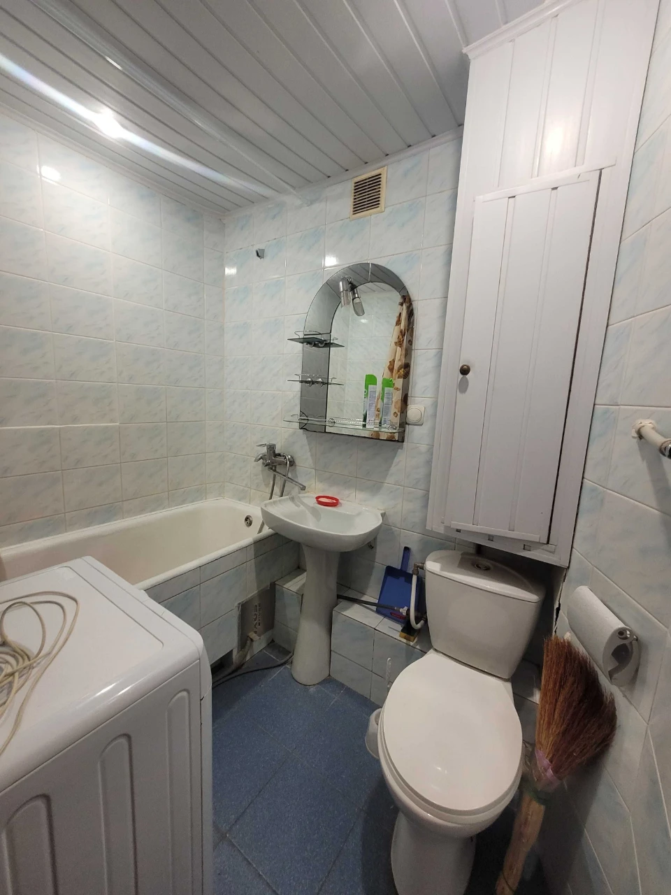 Продам 3к.кв. с мебелью и техникой, метро Салтовская