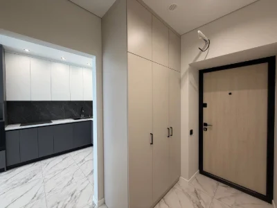 1 кімнатна квартира з ремонтом 42.1 м² в центрі м. Вишневе |