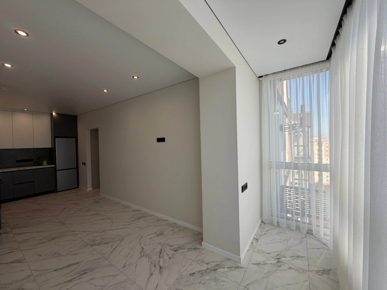 1 кімнатна квартира з ремонтом 42.1 м² в центрі м. Вишневе |
