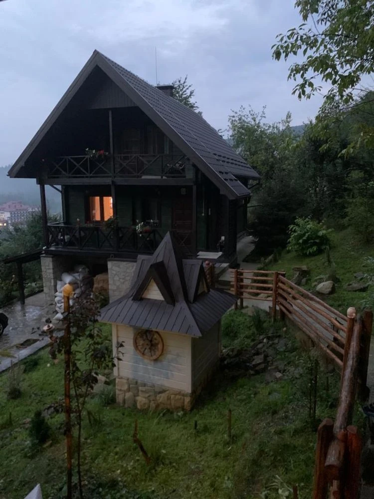 Продаж будинку Яремче