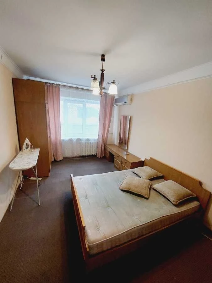 2-room apartment 45 m² for sale, Kirillovskaya street, 146