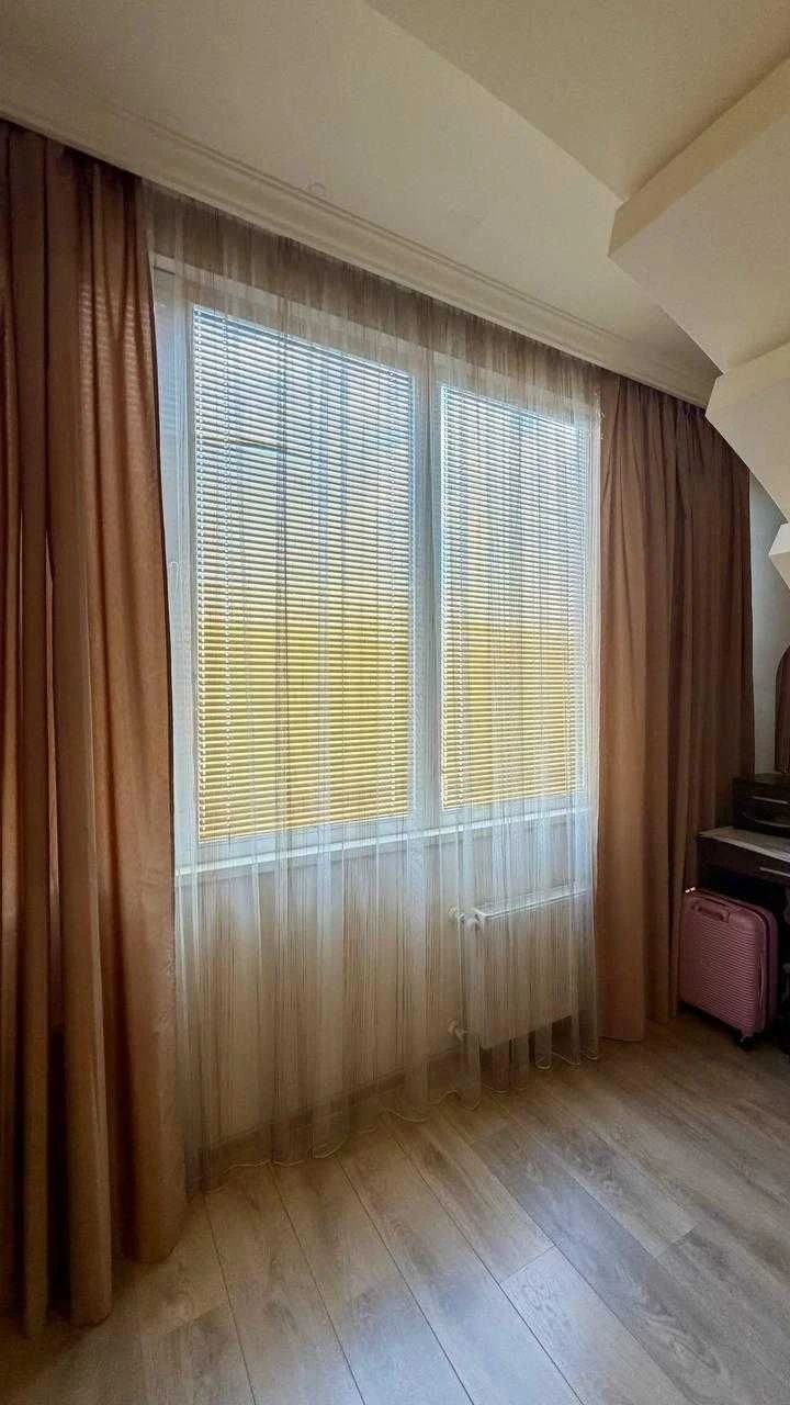 Продам 4 кімнатну квартиру в центрі Одеси — жк "Клімовський"