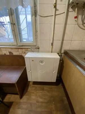 Продам 2 кімнатну квартиру на вул. Богдана Хмельницького.