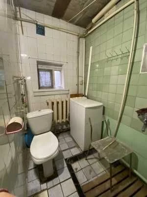 Продам 2 кімнатну квартиру на вул. Богдана Хмельницького.